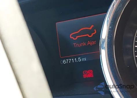 2014 Ford Mustang V6 Premium из США, поврежденный, VIN 1ZVBP8EM3E5298744